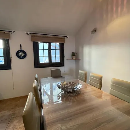 Vakantiehuis House Private Heated Pool Amazing View On Golf Ocean 3 Bedrooms 3 Bathrooms 6 To 8 Adults 3-17 Years Old Children Being Considered Adults And In Addition 0-2 Years Old Children Are Welcome For Free *