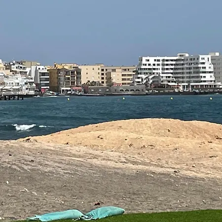 House Private Heated Pool Amazing View On Golf Ocean 3 Bedrooms 3 Bathrooms 6 To 8 Adults 3-17 Years Old Children Being Considered Adults And In Addition 0-2 Years Old Children Are Welcome For Free 別荘 *